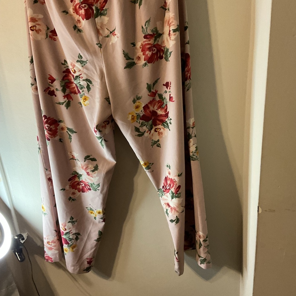 Torrid Floral Wide-Leg Pants - Blush Pink - Picture 5 of 7